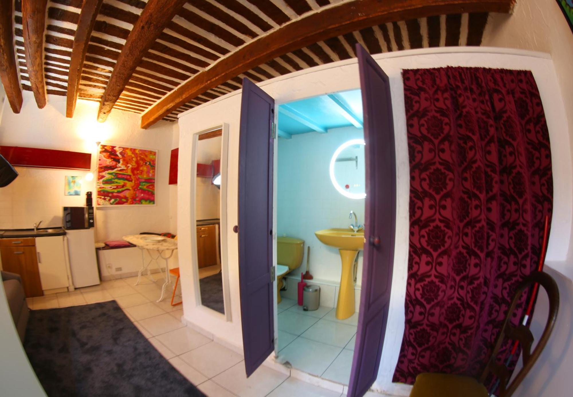 Apartment Au Centre De Cassis